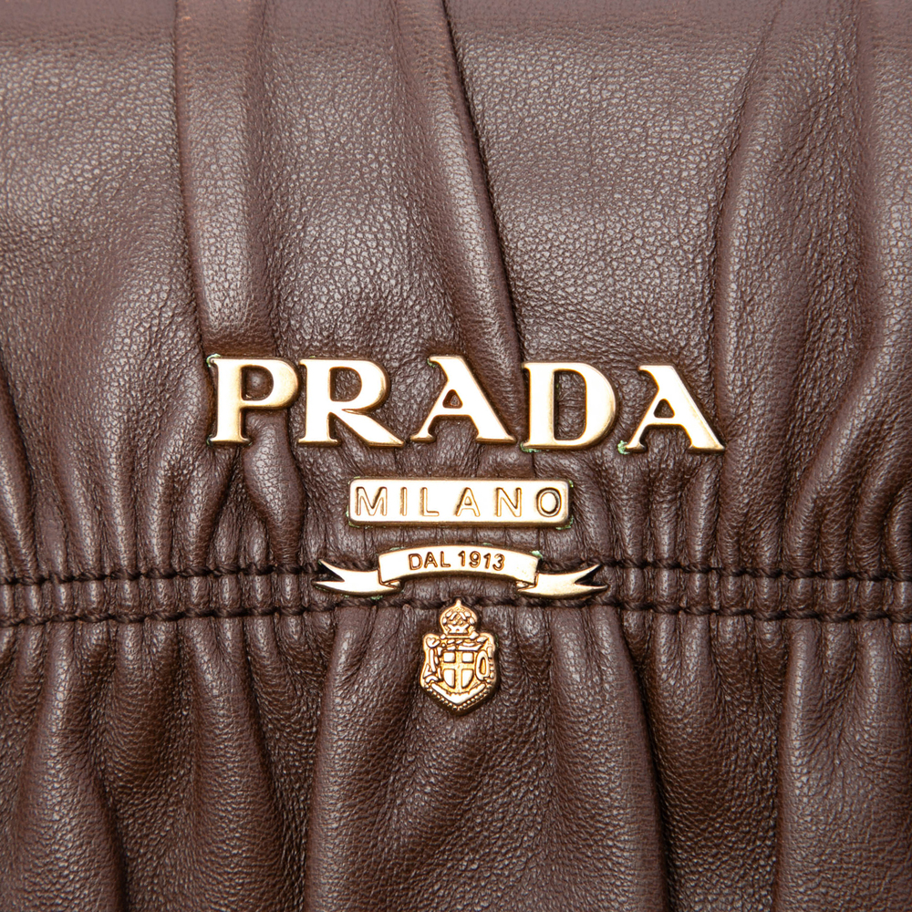 Pre-Loved Prada Nappa Gaufre and Tessuto Tote - Picture 5 of 6